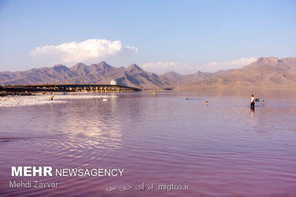 حجم آب دریاچه ارومیه به یک میلیارد و ۴۰۰ میلیون مترمکعب رسید