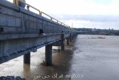 باز شدن دریچه های سد استقلال بعد از بارش های اخیر