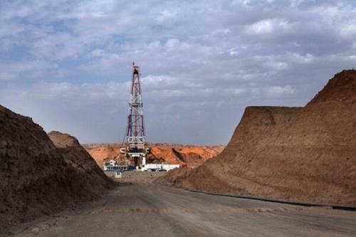 تولید ۴۰۰ هزار بشکه نفت از چاه های میدان پازنان