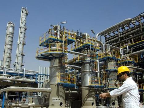 افزایش تولید روزانه ۱۰ میلیون مترمکعب گاز و ۱۳ هزار بشکه نفت در میدان های خشکی