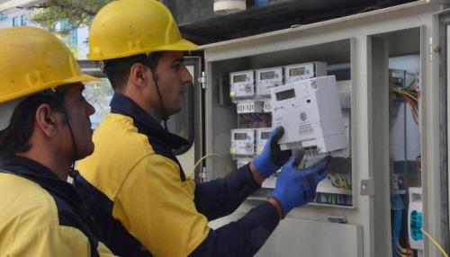 بانکها، اصناف و مراکز تجاری بدمصرف برچسب اخطار می گیرند