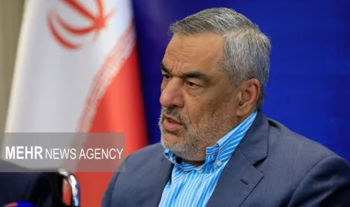 حضور سیل آسای مردم، تجدید بیعت با آرمان های امام شهید است